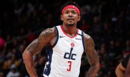 一季拉胯人设崩塌伤病缠身的五大球星恐难再求得一份薪水NBA最残酷的现实让昔日巨星陷入绝境